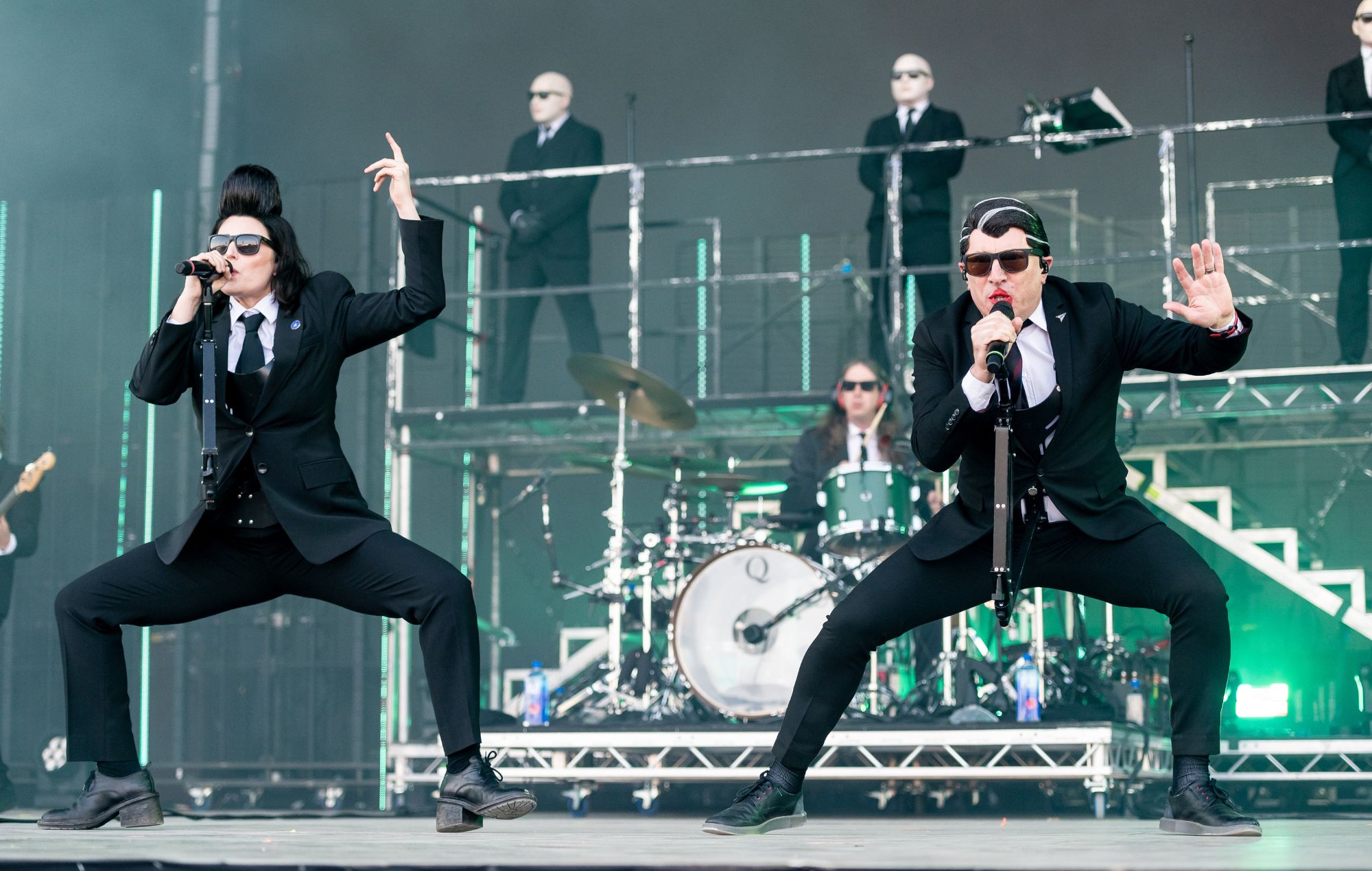 Carina Round et Maynard James Keenan de Puscifer en performance